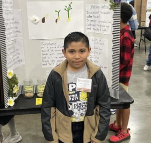 Scholar Represents Pecan Park at District Science Fair