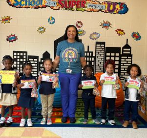  Reading Fair Winners and Honorable Mentions with Ms. Jenkins. 