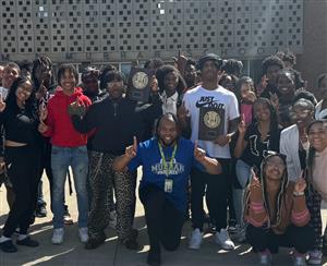  Murrah High School Choir